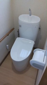(^ω^)一体型トイレから組み合わせ型のトイレへの交換工事