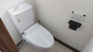 トイレ交換工事