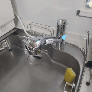 食洗器用分岐水栓付き水栓への交換(＾ω＾)