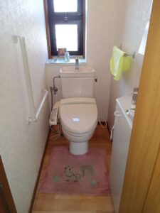見た目もスッキリ!タンクレストイレ(๑•̀ •́)و 【前橋 トイレリフォーム】