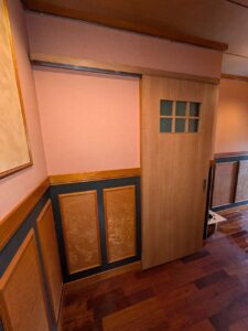 前橋市でのドア設置工事のご紹介：完工(＾ω＾)/