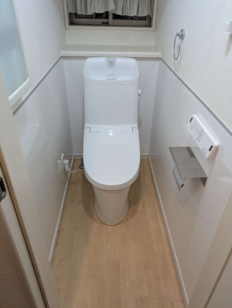1Fのトイレを交換✨