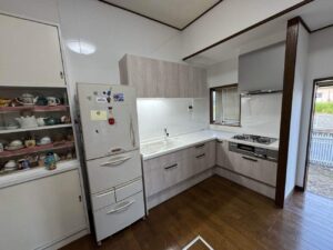 前橋市でL字キッチンのリフォームをお考えの方へ｜機能性と快適性を兼ね備えた理想のキッチン空間とは？