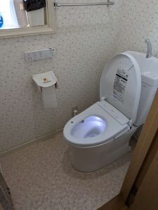 前橋市でトイレ交換工事です。