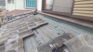 渋川市で、雨漏り修繕です。