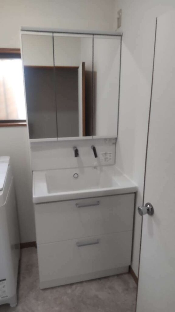 【前橋市】TOTOサクアへのリフォームで収納力UP！家事も掃除もスムーズになる洗面空間