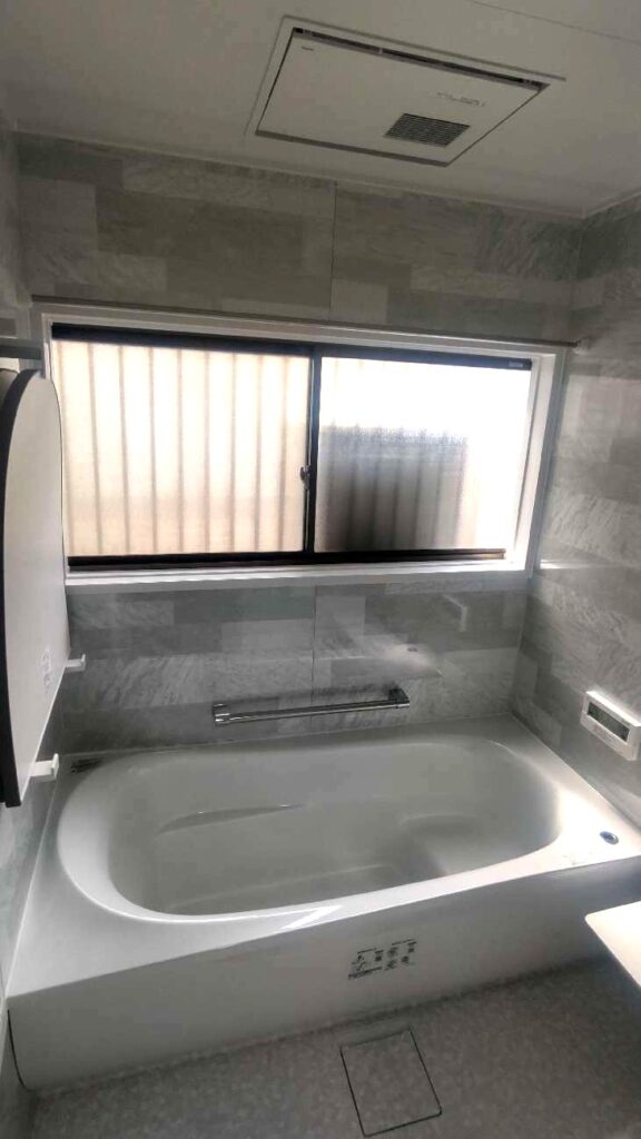 【前橋市】浴室の寒さを解消！YKK AP「マドリモ プラマードU」で冬でも暖かいお風呂へ